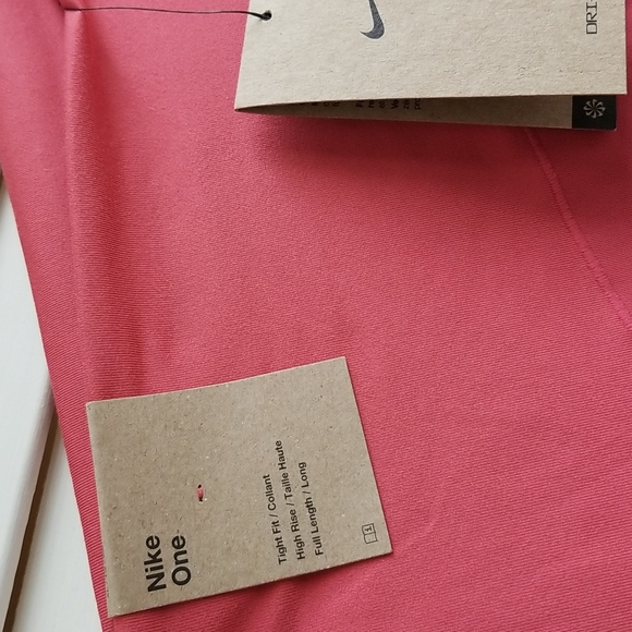 NIKE MATERNITY LEGGINGS - Picture 6 of 7